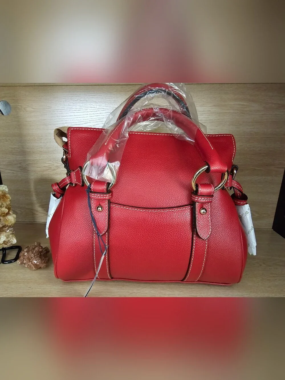 Dooney & Bourke Sorrento 30 With Pocket Satchel Leather Bag.